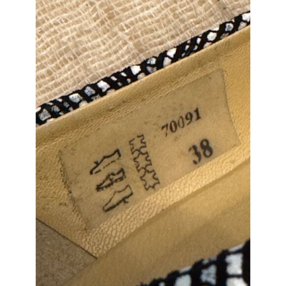 Brunate Womens Italian Made Black & White Chevron Heeled Pumps EU 38 US 7.5 Leat - Picture 3 of 11